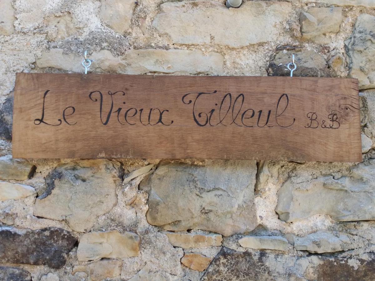 Le Vieux Tilleul Banne ภายนอก รูปภาพ